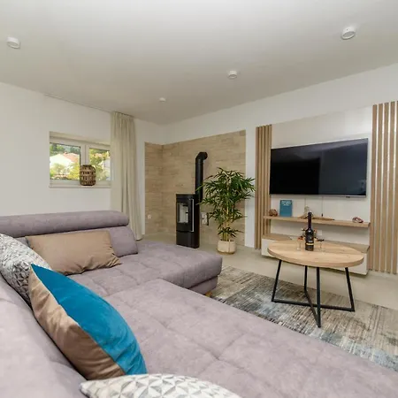 Villa-onorato Auf Losinj *