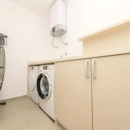 Villa-onorato Auf Losinj Nerezine